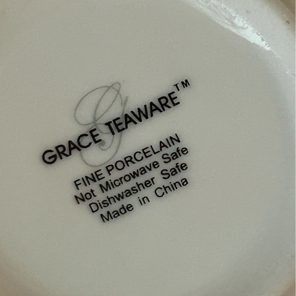 Grace Teaware Fine Porcelain Stackable Teacups Set of Four with Stand - Picture 6 of 8